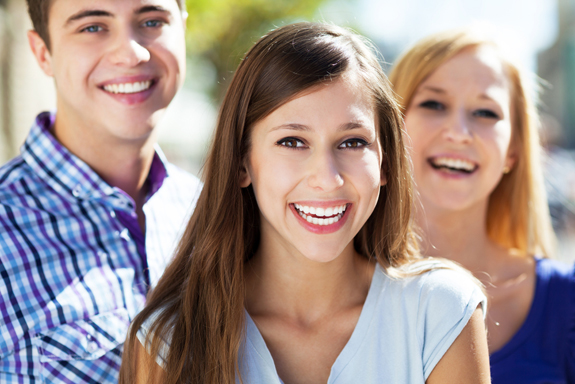 Featured image for “Cosmetic Dentistry for Teens Can Improve Their Smile”