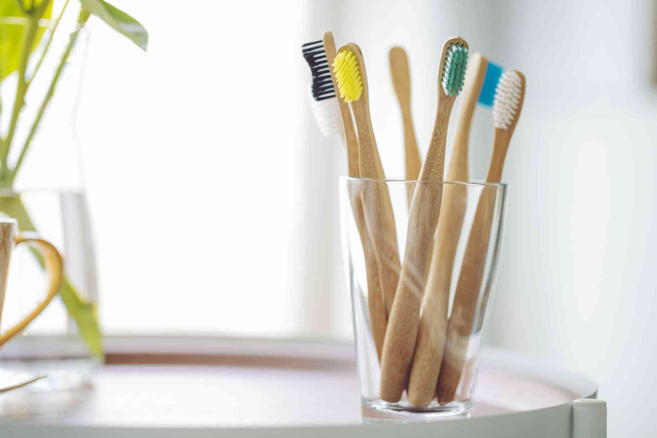 Featured image for “How to Choose the Right Toothbrush for You”